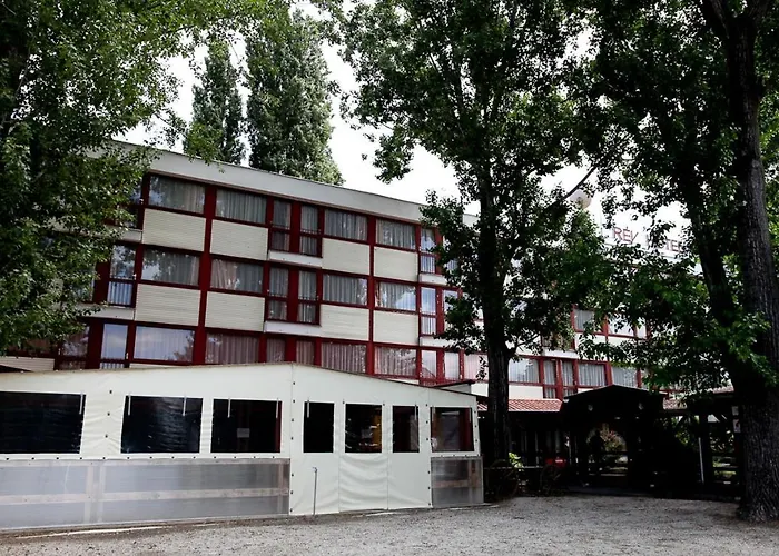 Rev Szallo Balaton * Szántód